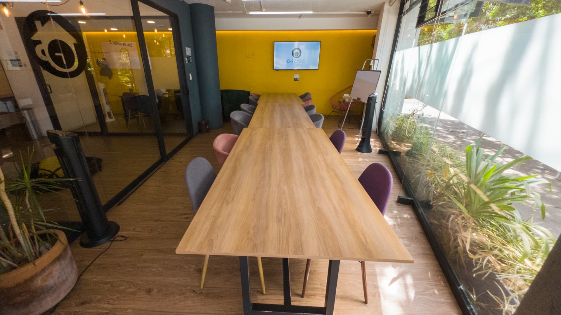 Sala de Reuniones - space