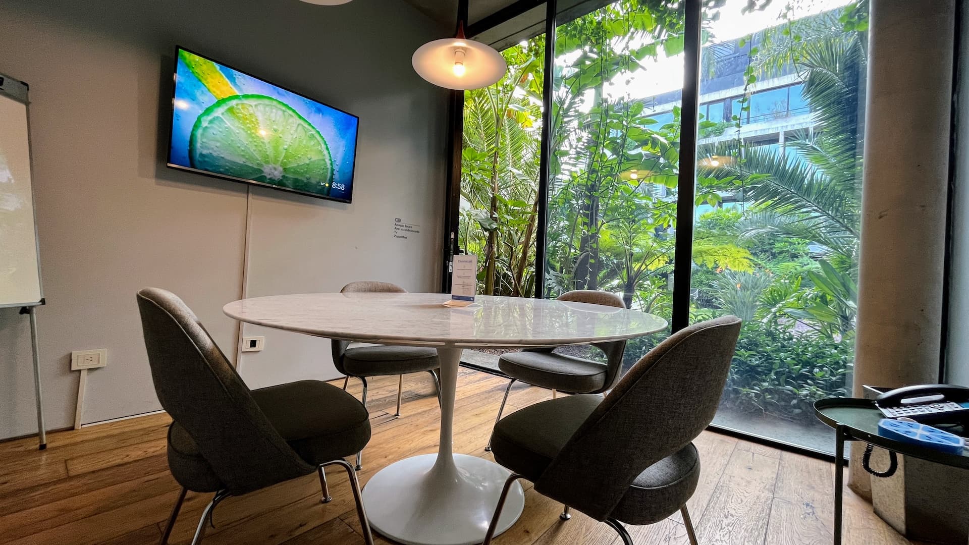 Sala de Reuniones - space