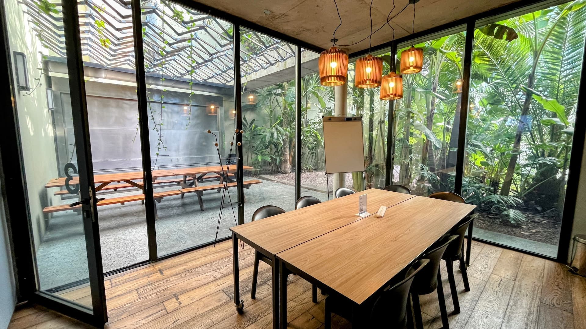 Sala de Reuniones - space