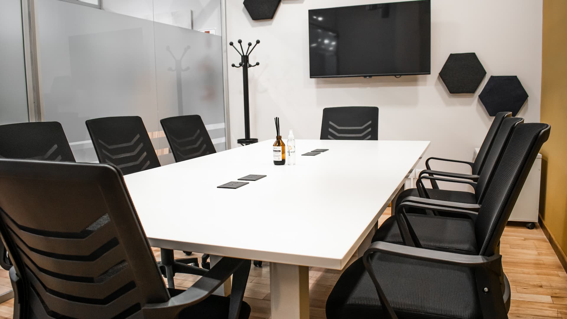 Sala de Reuniones - space