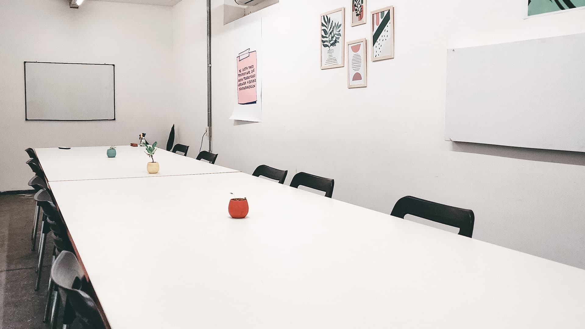 Sala de Reuniones - space