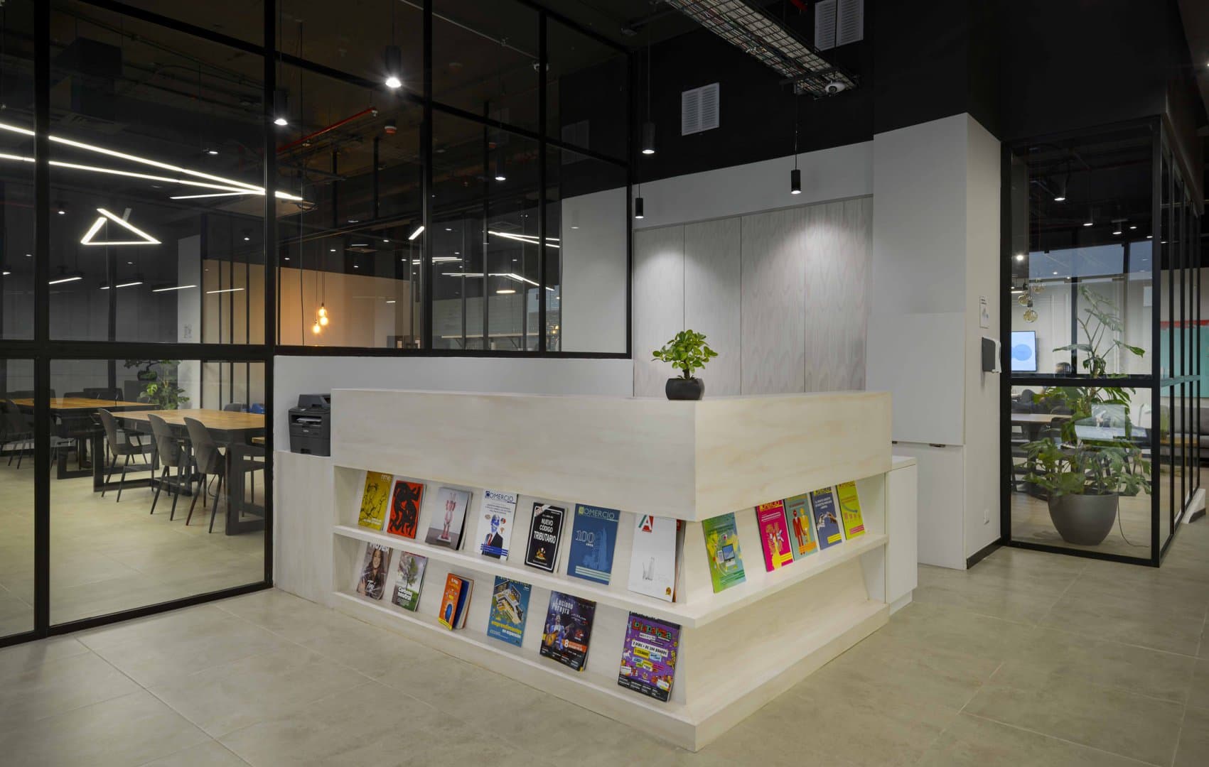 Cowork Latam Nueva Las Condes - Santiago