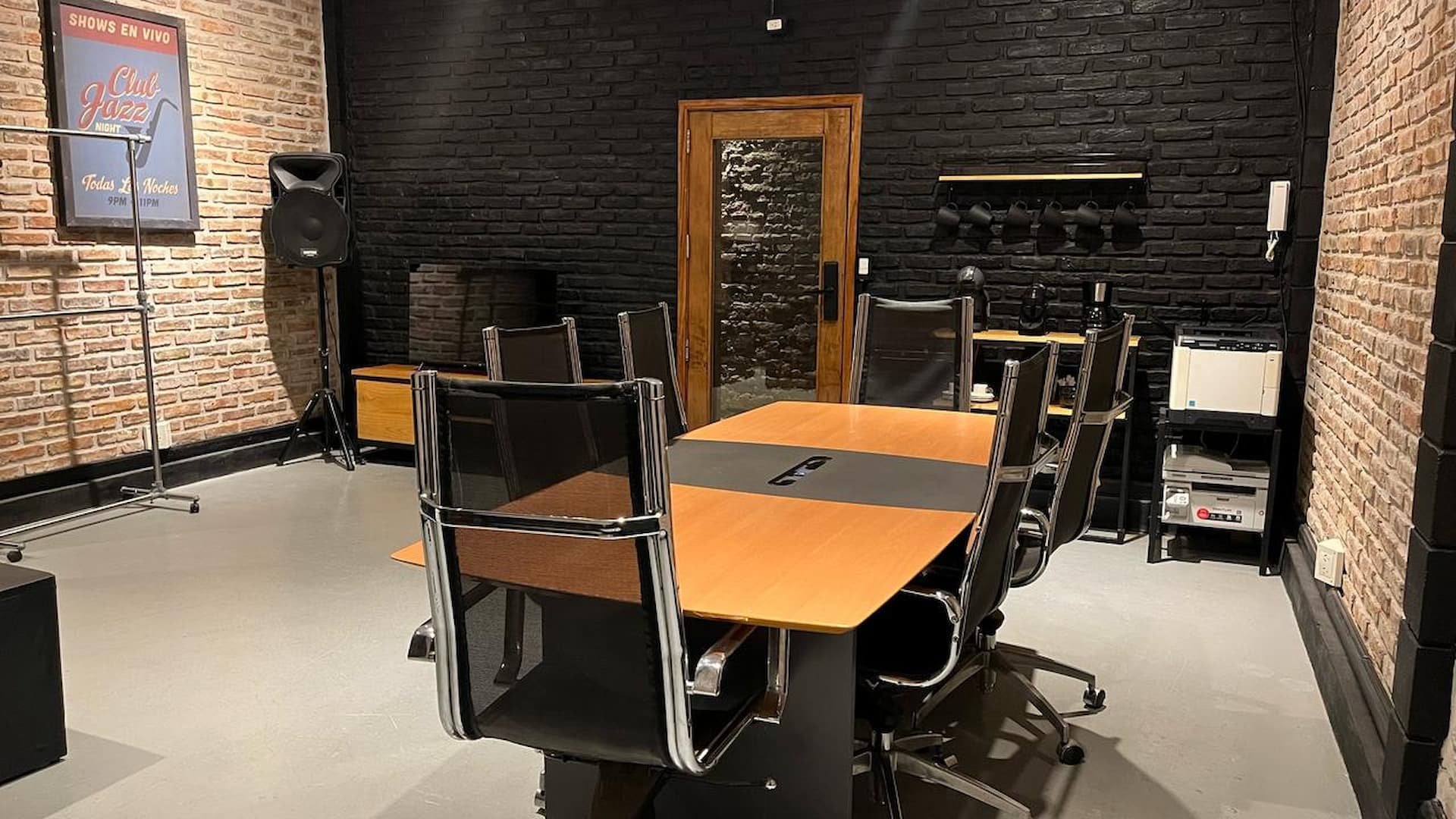 Sala de Reuniones - space